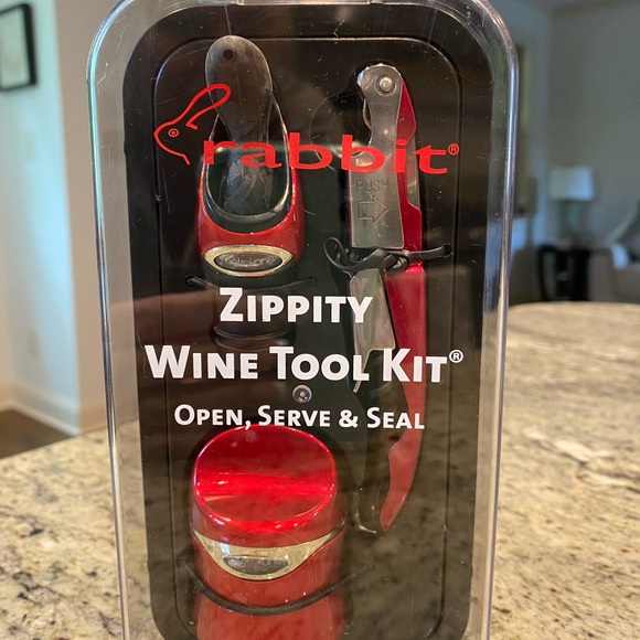 Rabbit Zippity Wine Tool Kit NWOT - Picture 2 of 2